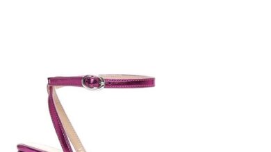 Adımlarınıza Ferahlık: Sandalet Kadın Modasında Renk Patlaması