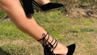 Gece Siyahı: Derin ve Etkileyici Siyah Topuklu Ayakkabılar - Zarif Adımlar Gece Siyahı: Derin ve Etkileyici Siyah Topuklu Ayakkabılar