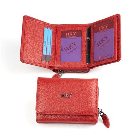 Hakiki Deri Kadın Çantalarının Özellikleri